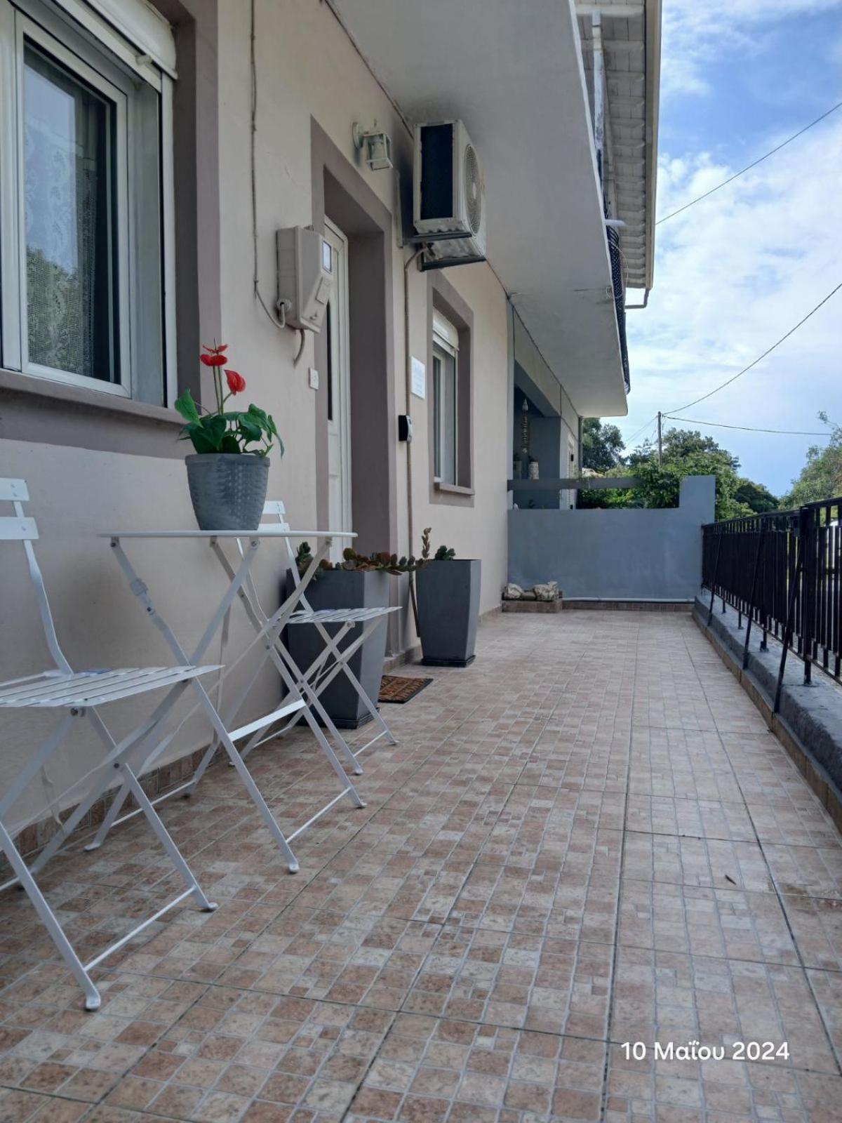 Guest House Christos Sgourades Екстериор снимка