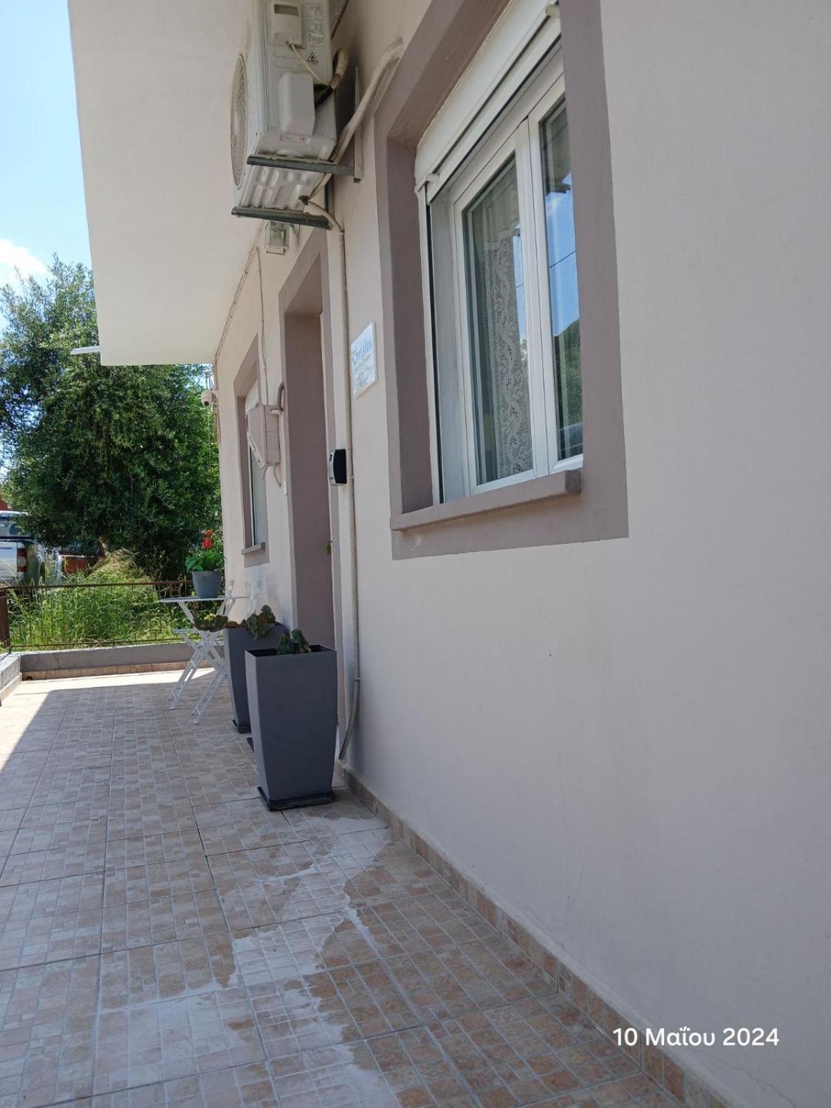 Guest House Christos Sgourades Екстериор снимка