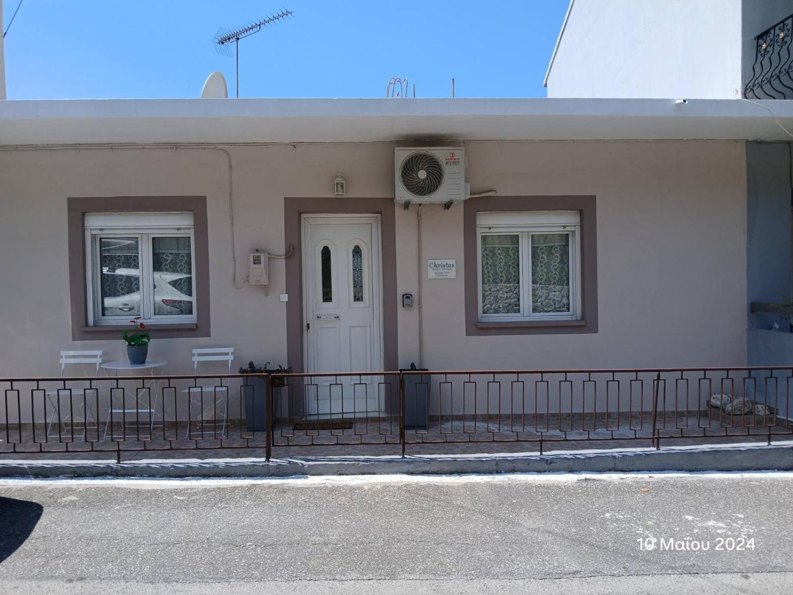 Guest House Christos Sgourades Екстериор снимка
